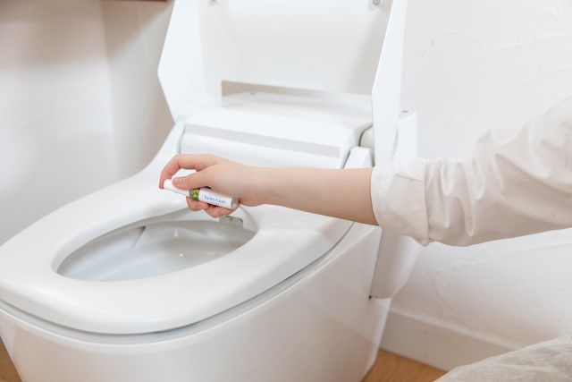 気になるトイレの臭いの原因と対策とは？ニオイを一瞬で消す簡単な方法