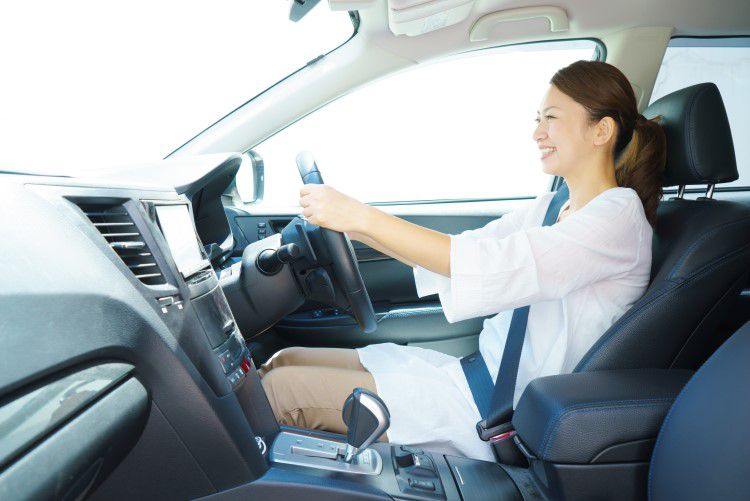 車運転イメージ画像