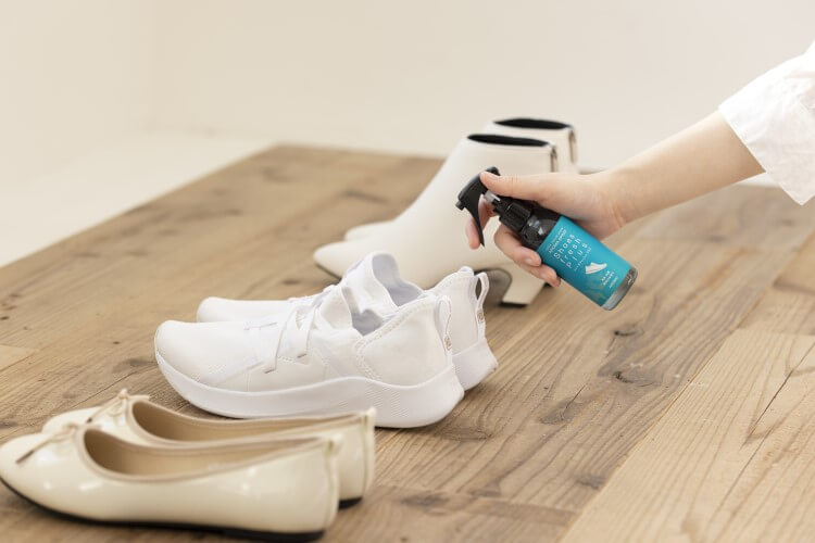 ”靴にスプレープラス"